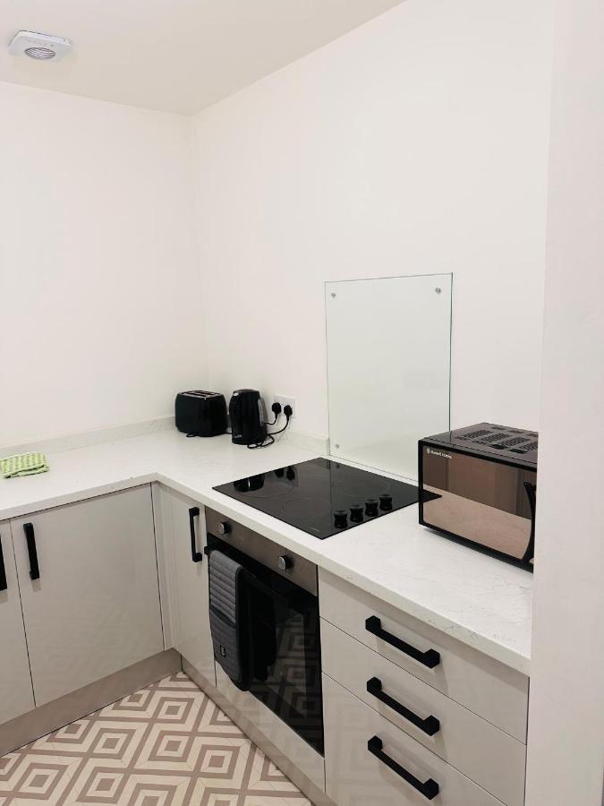 City Blessed Apartment 1 With Free Parking 北希尔兹 外观 照片