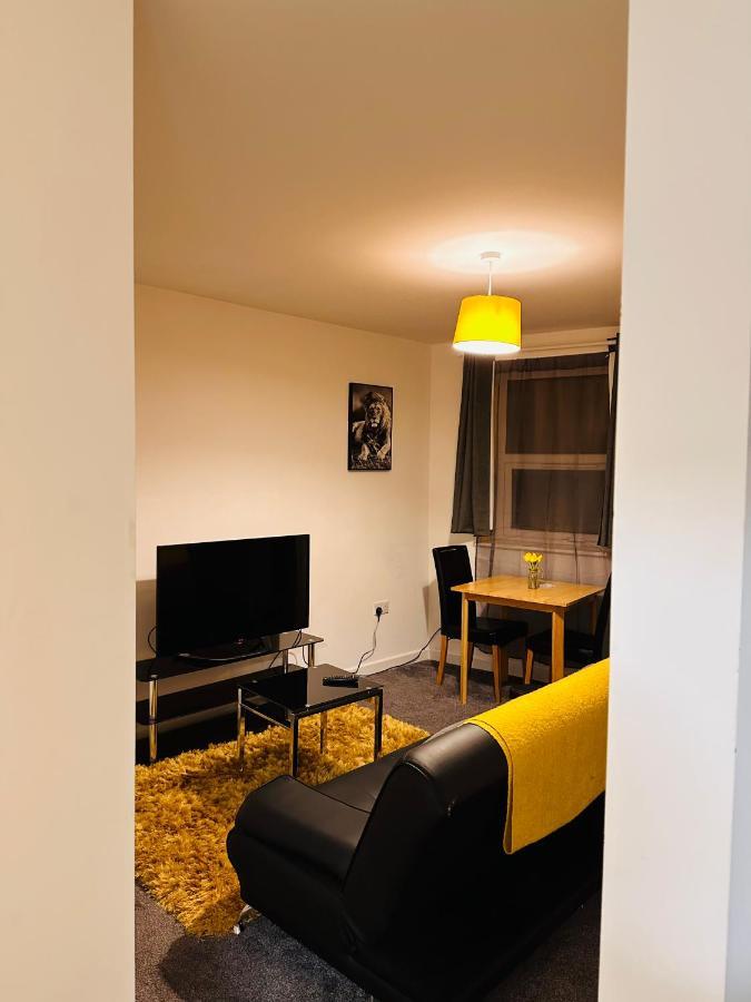 City Blessed Apartment 1 With Free Parking 北希尔兹 外观 照片